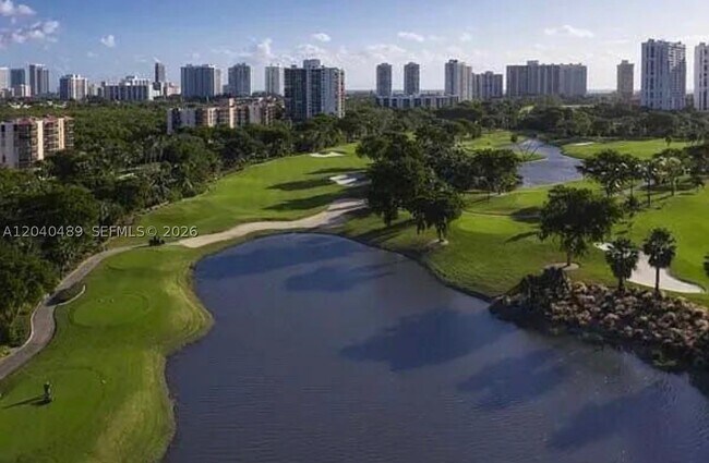 Building Photo - 20500 W Country Club Dr