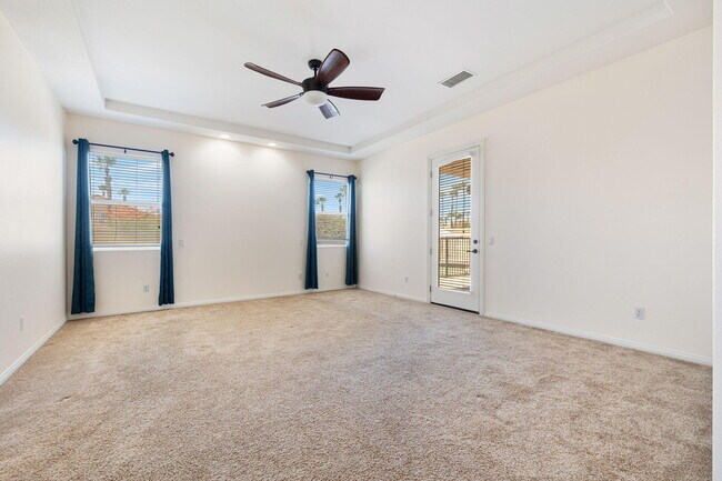 Building Photo - 145 Bellini Way