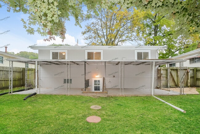 Building Photo - 1145 Boone St