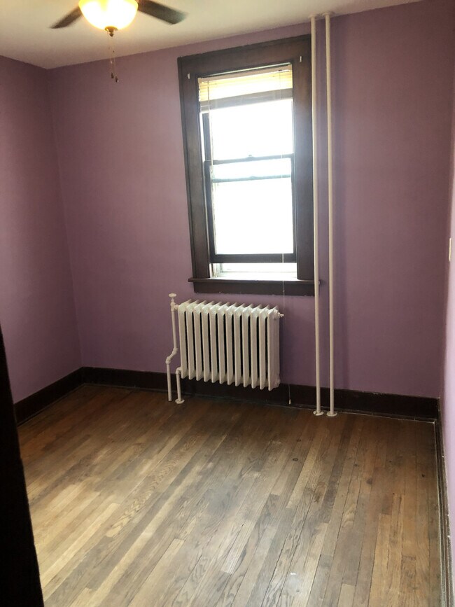 Building Photo - 2081 Garfield Ave