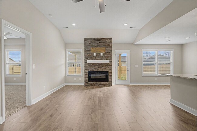 Building Photo - 199 Donegal Dr