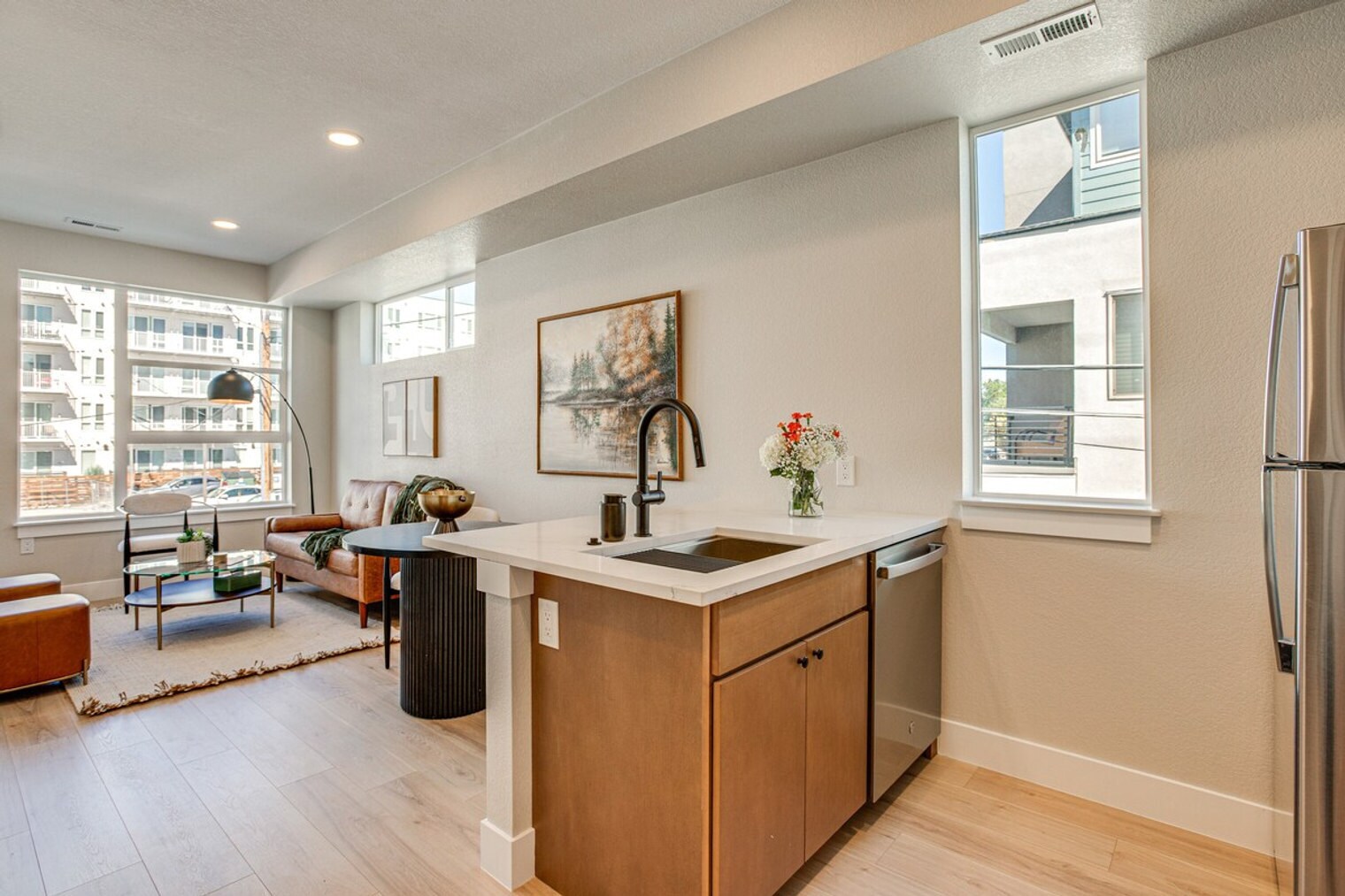 Building Photo - 4100 E Warren Ave