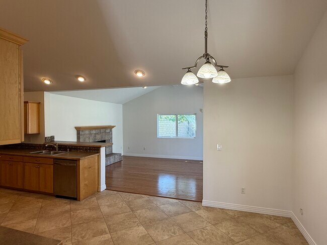 Building Photo - 17891 Quintana Ln
