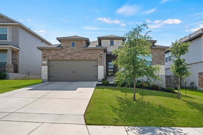 Building Photo - 1020 Highland Vista