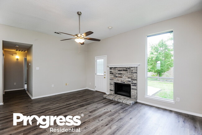 Building Photo - 207 Autumn Ct