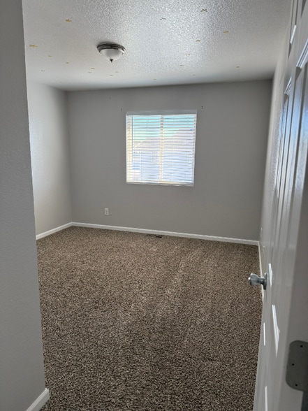 Building Photo - 609 Dinwoody Way