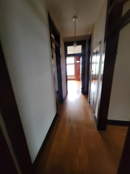 Building Photo - 416 6th Ave