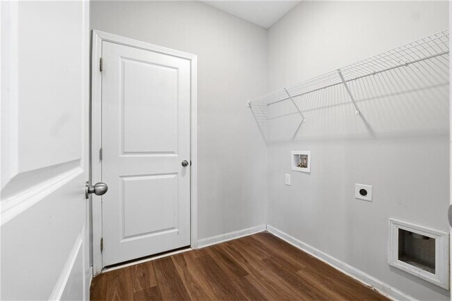 Building Photo - 21 Golden Eagle Pkwy