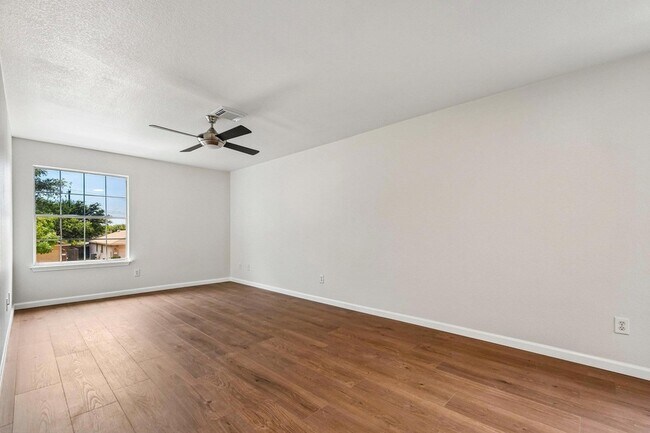 Building Photo - 231 Altamont St