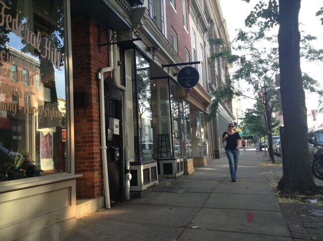 south charles street - 1016 S Charles St