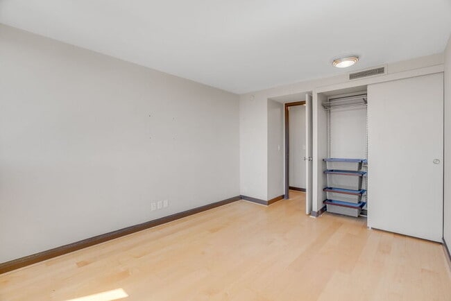 Building Photo - 255 SW Harrison St