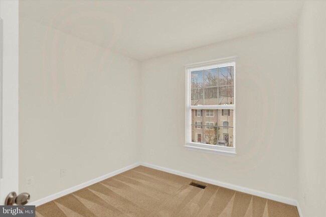 Building Photo - 4706 Wineleaf Ln