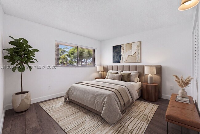 Building Photo - 8415 SW 107th Ave