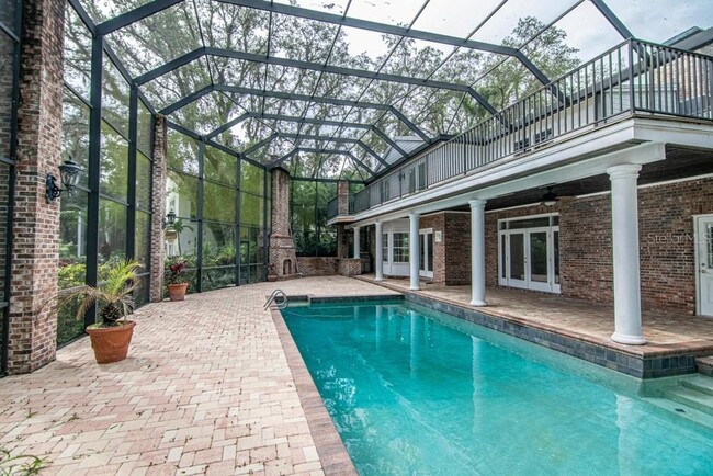 Building Photo - 16405 Avila Blvd