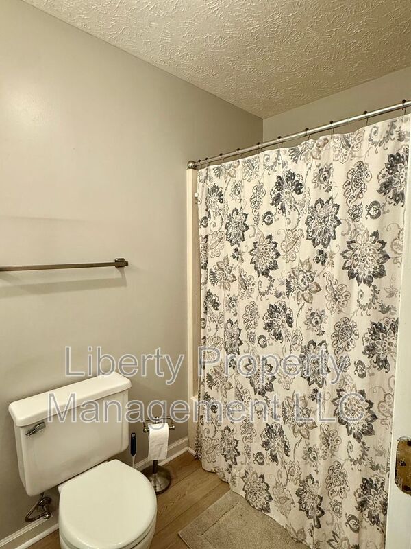 Building Photo - 2958 Walden Rd