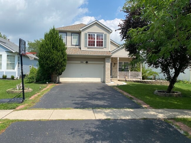 Primary Photo - 5905 Lake Pointe Dr