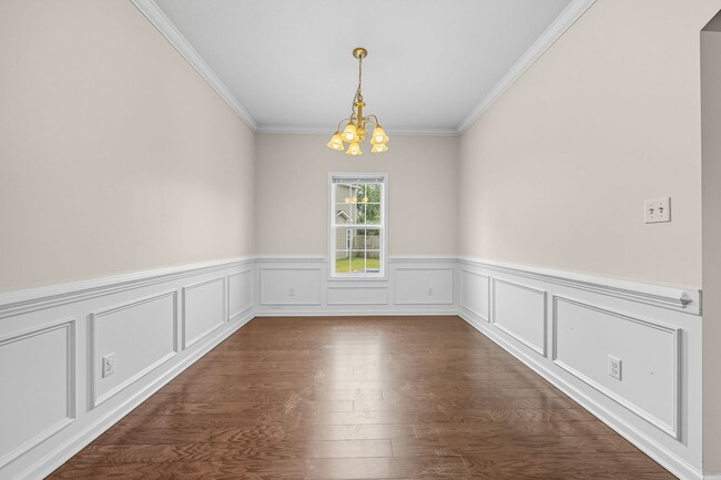 Building Photo - Welcome to Carolina Plantations!