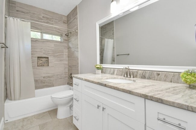 Building Photo - 14415 Mindy Park Ln