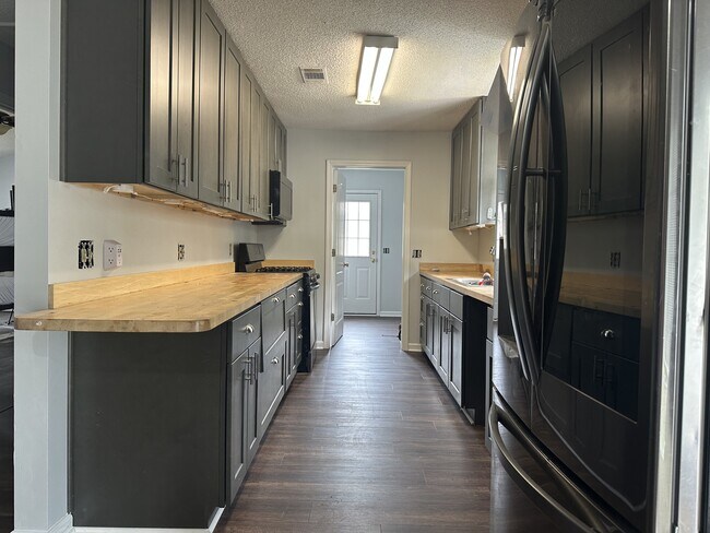 Building Photo - 1333 Loblolly Dr
