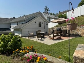 Building Photo - 29 Quintard Terrace