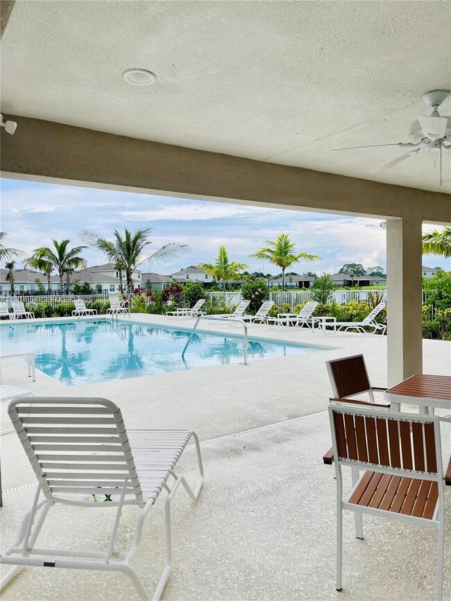 Building Photo - 217 Raspberry Rd