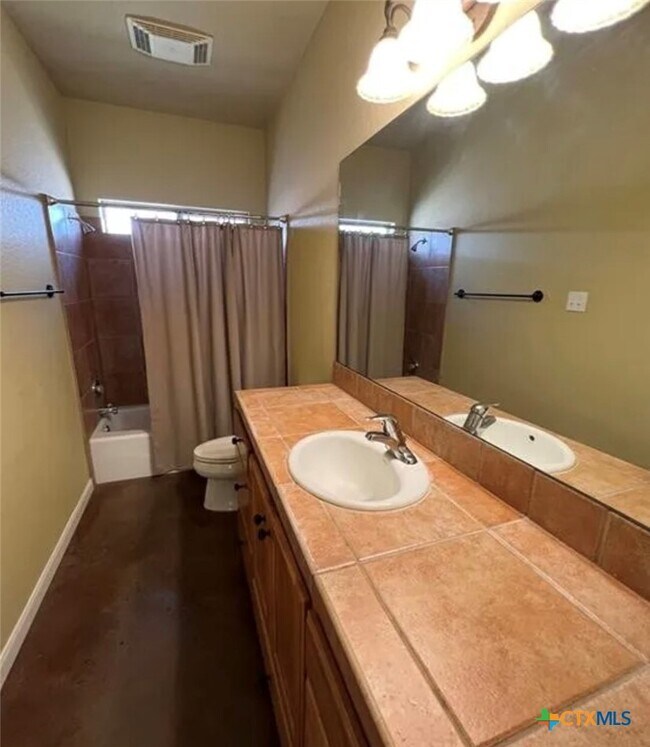 Building Photo - 2247 Cotton Blvd