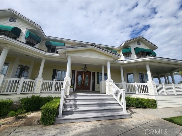 Building Photo - 27350 Cypress St