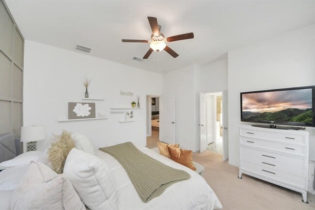 Building Photo - 8847 Morning Glow Dr