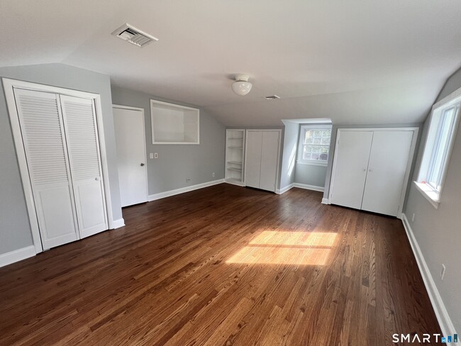 Building Photo - 267 Thunder Hill Dr