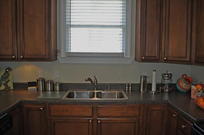 Building Photo - 1607 Chamberlain Ave.