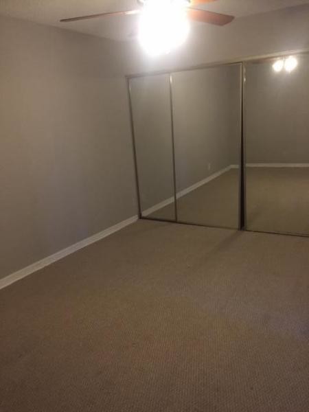 Building Photo - 4075 Village Dr