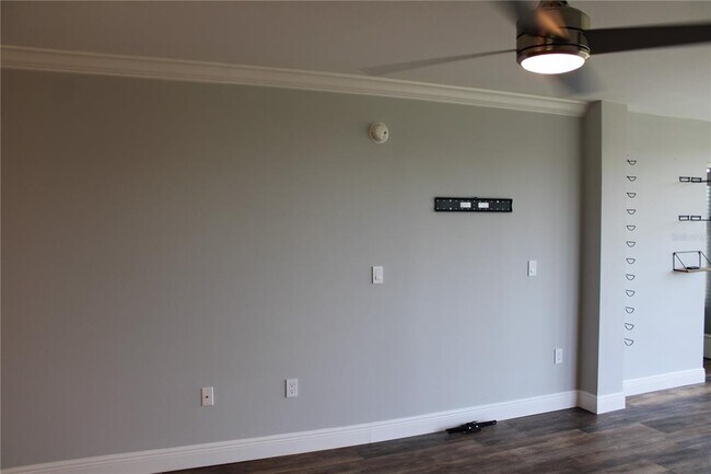 Building Photo - 4410 Fairways Blvd
