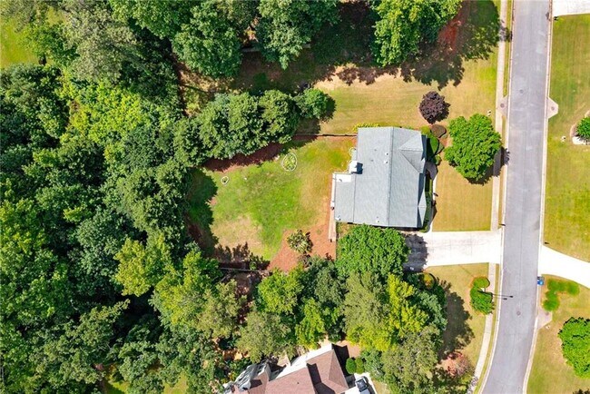 Building Photo - 1120 Bagwell Dr NW