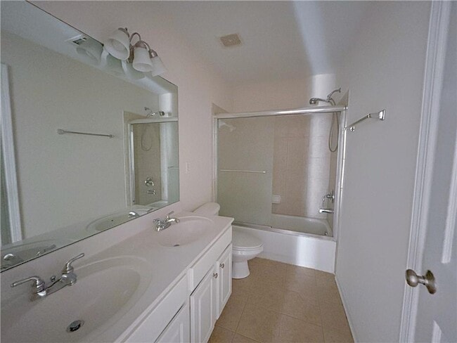 Building Photo - 810 Courageous Ct