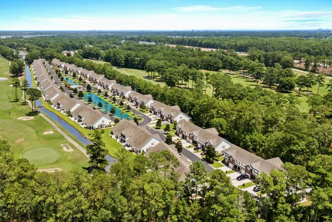 Building Photo - 3BR Townhome Carolina Forest – GREAT PRICE - Community Pool/Lake View