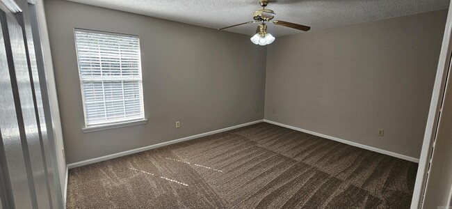 Building Photo - 2009 Cedarwood Cove