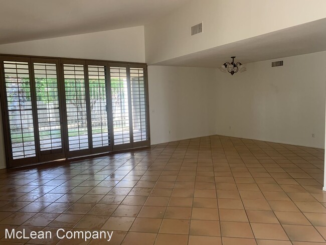 Building Photo - 2 br, 2 bath House - 2099 Caliente Drive