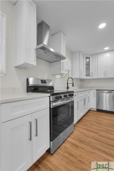 Building Photo - 206 Seminole St