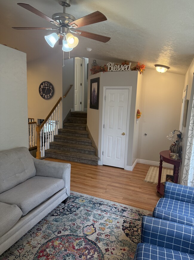 Building Photo - 462 W 660 S