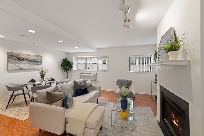 Building Photo - Kalorama Two Bedroom Duplex on Quiet Street! Private Patio/Decorative Fireplace & More!