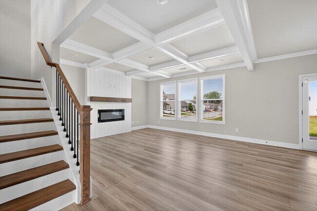 Building Photo - 4407 Silver Oak Dr