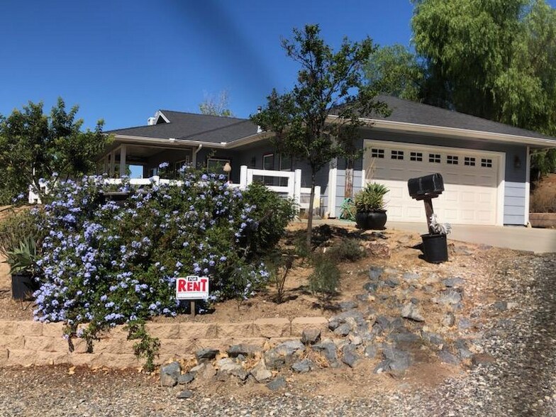 Building Photo - 42775 India Pl