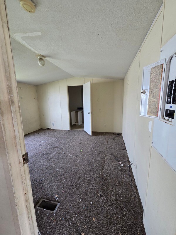 Building Photo - 2416 Cattail Cir