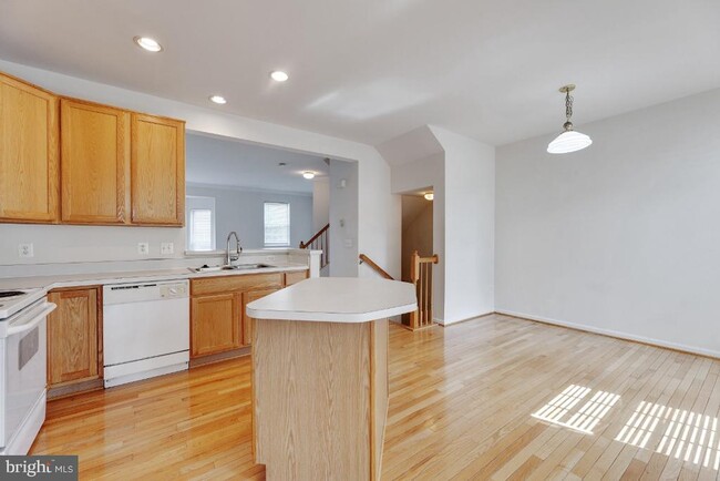 Building Photo - 1479 Fawn Hollow Ln
