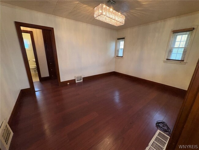 Building Photo - 102 Francis Ave