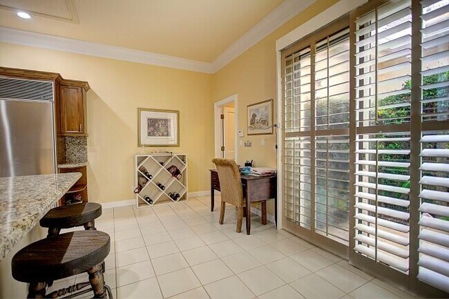 Building Photo - 14499 Cypress Island Cir