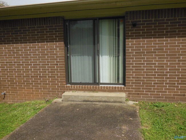 Building Photo - 3814 NW Timwood Dr