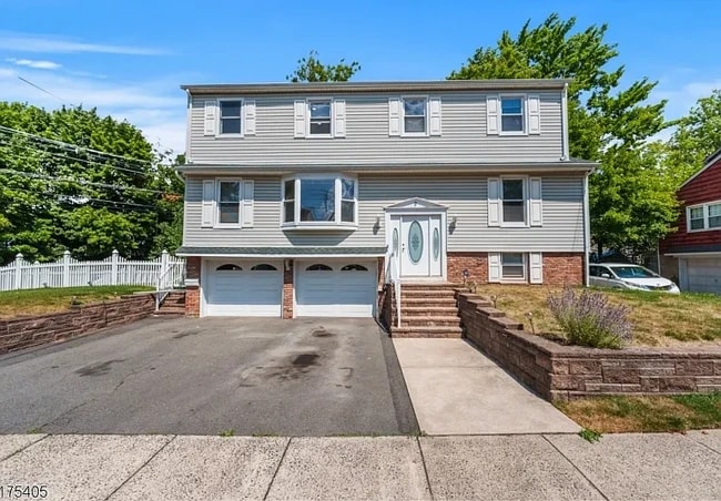 Building Photo - 2 Andrew Ct