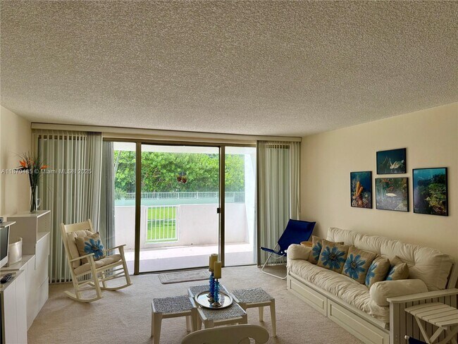 Building Photo - 199 Ocean Ln Dr
