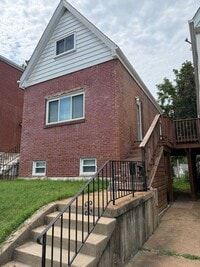 Building Photo - 5533 Southwest Ave
